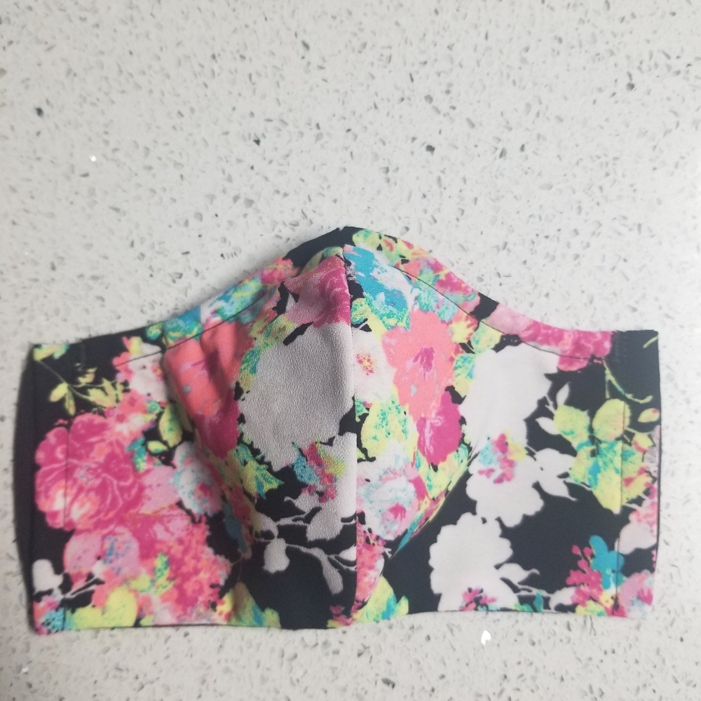 2 for 22 fabric face mask with wire and pocket